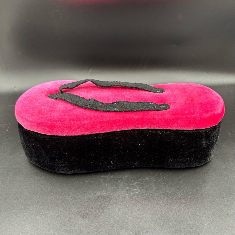 Vintage Y2K Pink Black Velvet Flip Flop Shoe Jewelry Box Case
